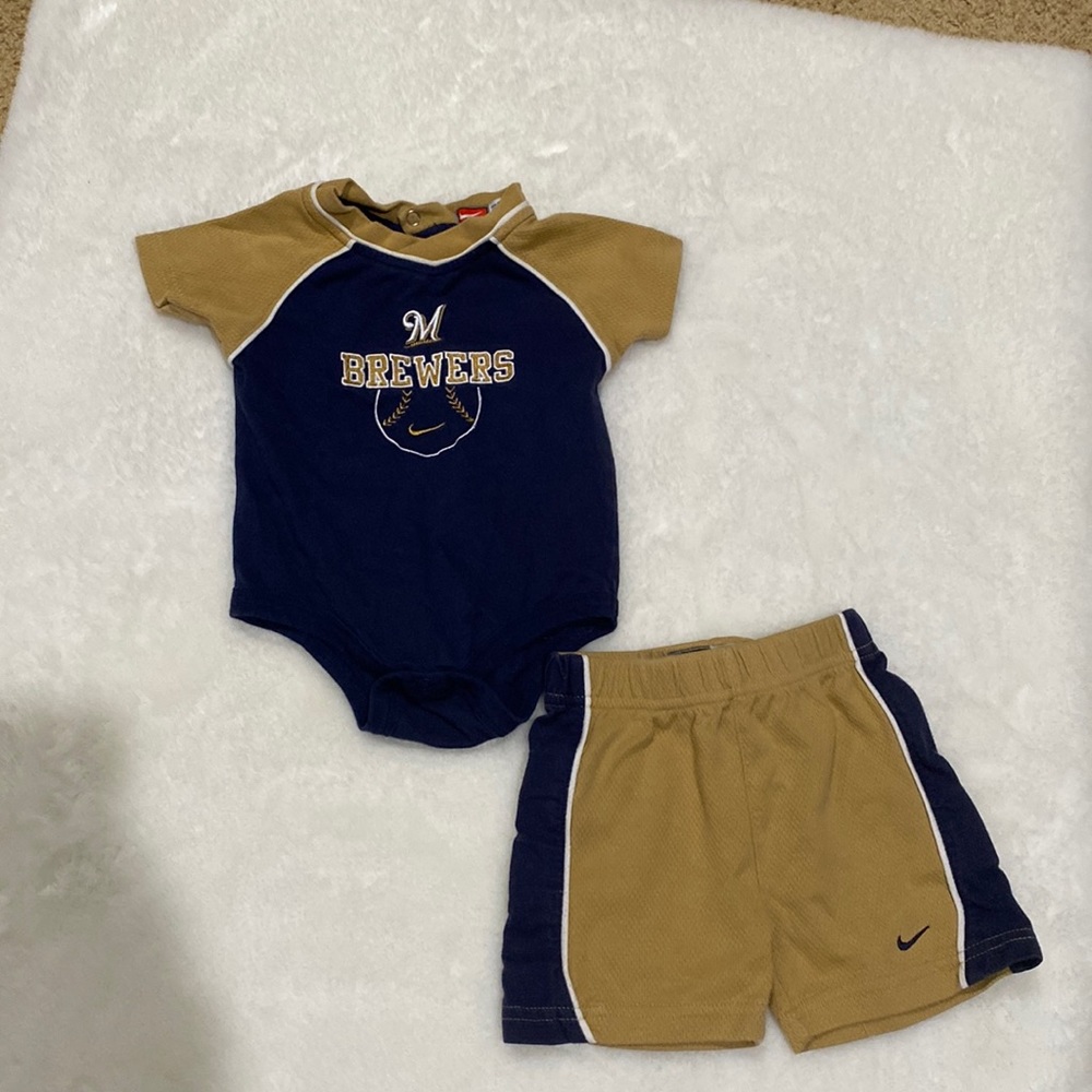 GUC 3-6 months Nike Milwaukee Brewers outfit